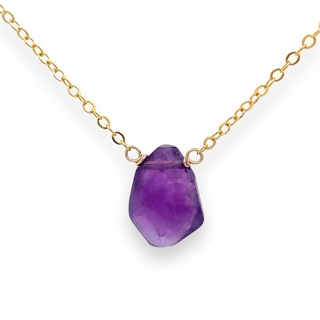 Amethyst necklace in gold 