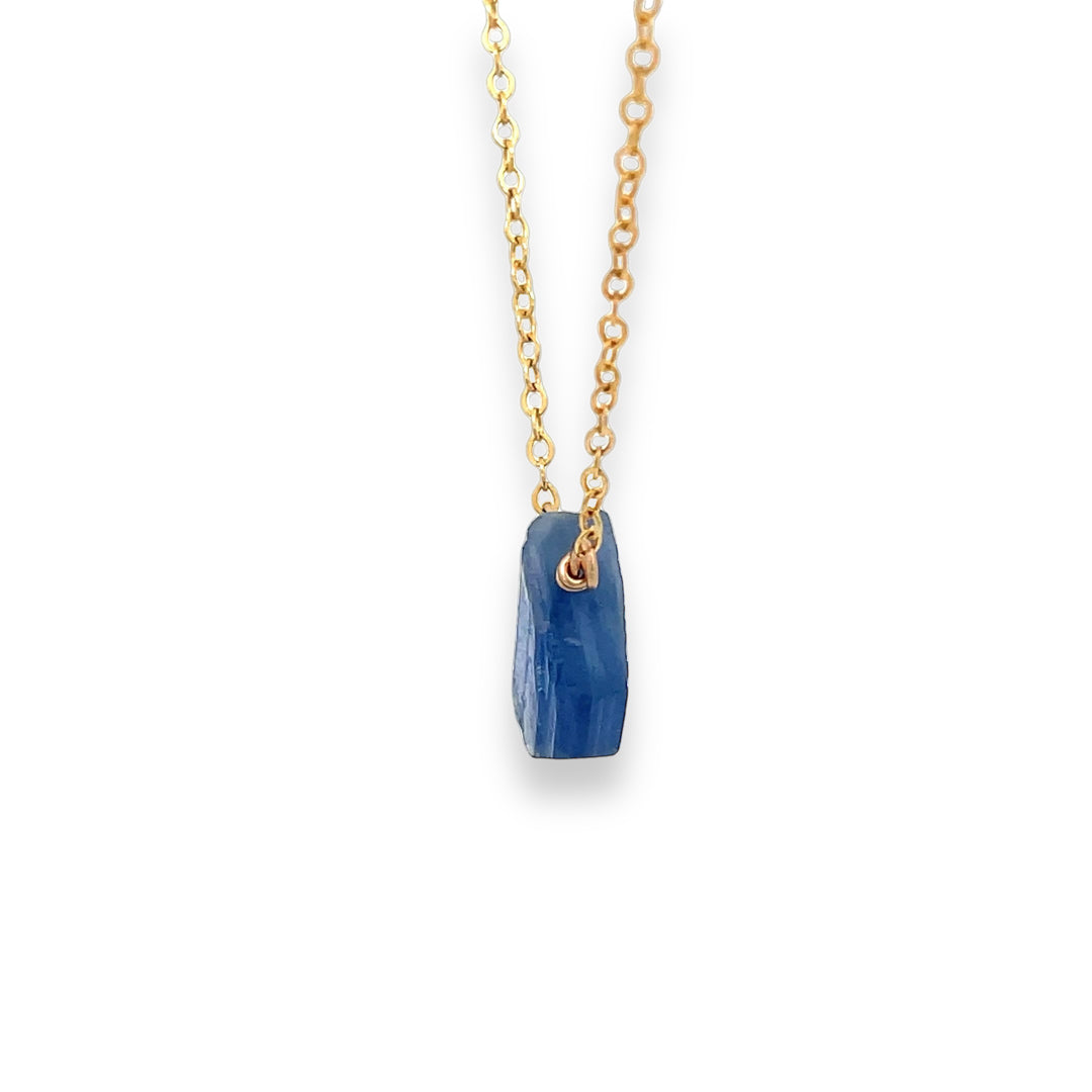 Kyanite necklace in gold side view 