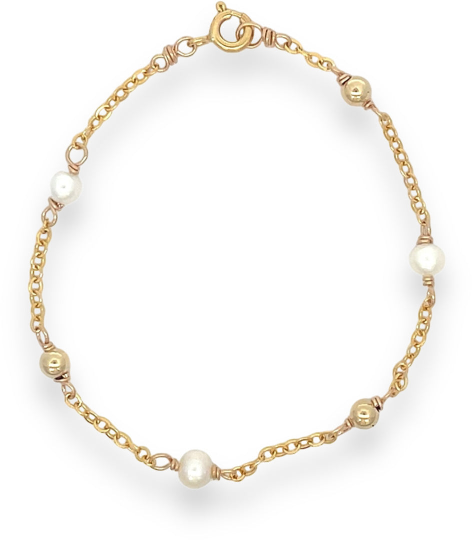 white pearl chain bracelet 