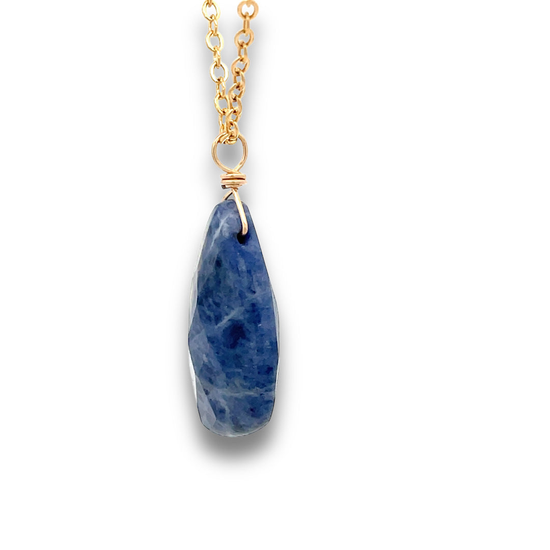 Sodalite pendant necklace side  view 